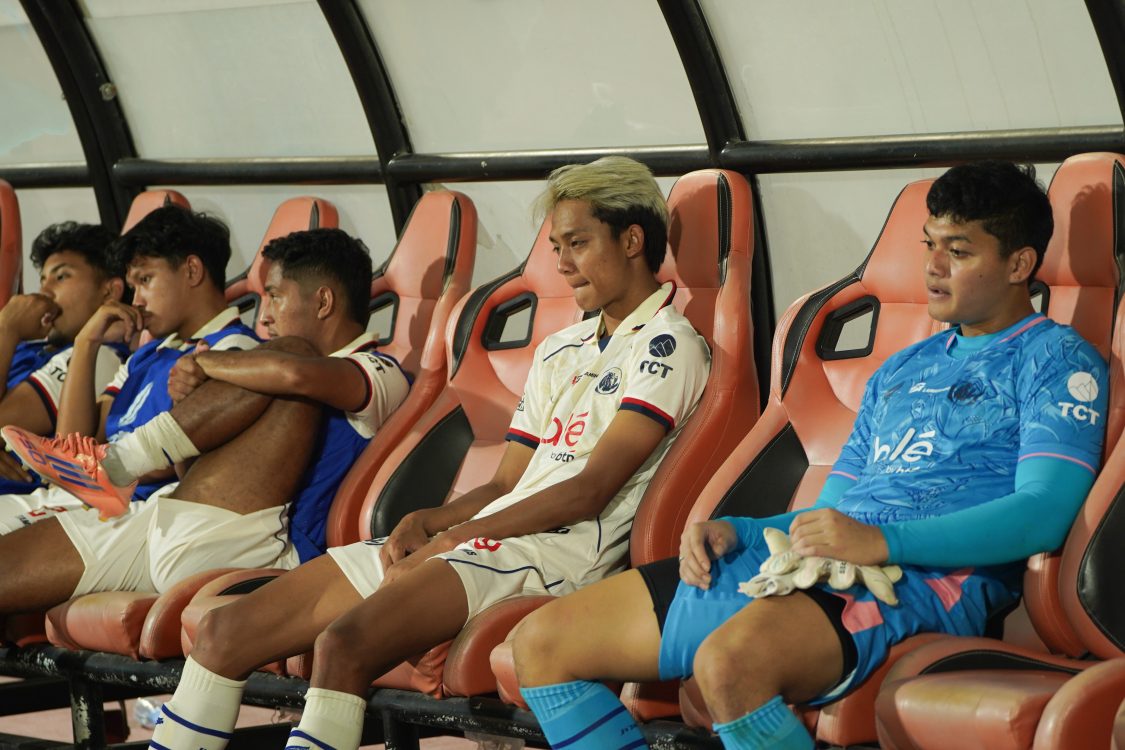 Arema FC Pulang dengan Rasa Pahit, Kemenangan Depan Mata Atas PSM Sirna di Menit Akhir