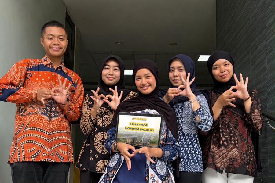 Atasi Isolasi Wilayah Bencana, Mahasiswa UGM Rancang Jembatan Darurat Bertenaga Surya