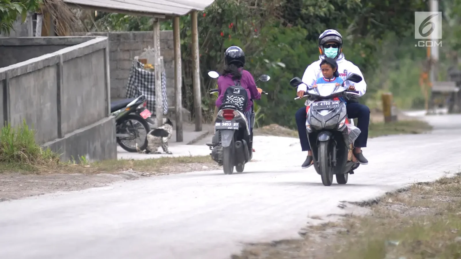 Bahaya Abu Vulkanik bagi Pengendara Motor, Grip Ban Turun hingga Risiko Selip