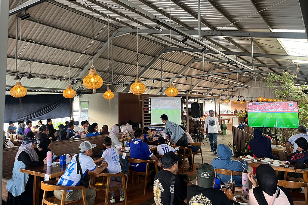 Balad Nobar Biru Wing O Wingz Suguhkan Euforia Berbeda