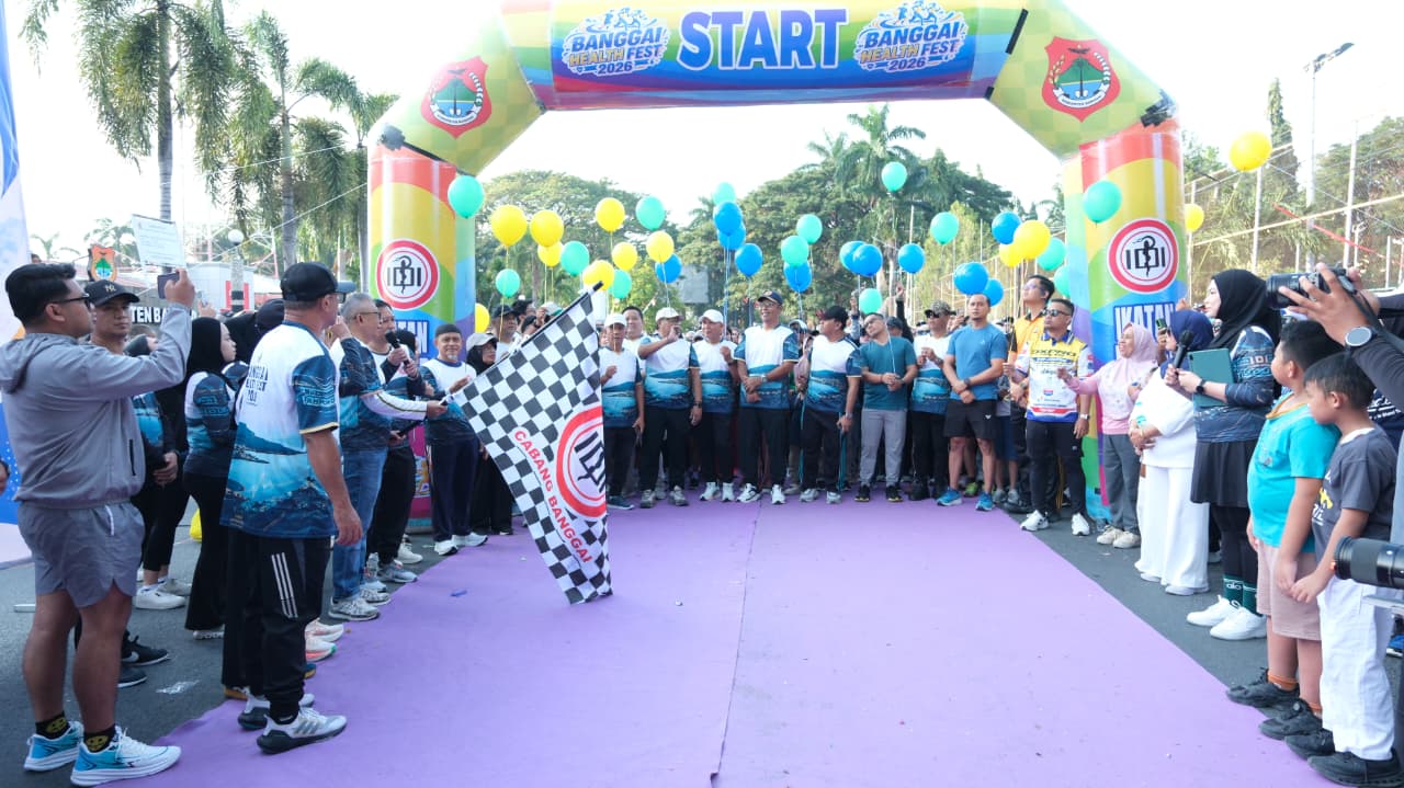 : Fun Walk Banggai Health Fest