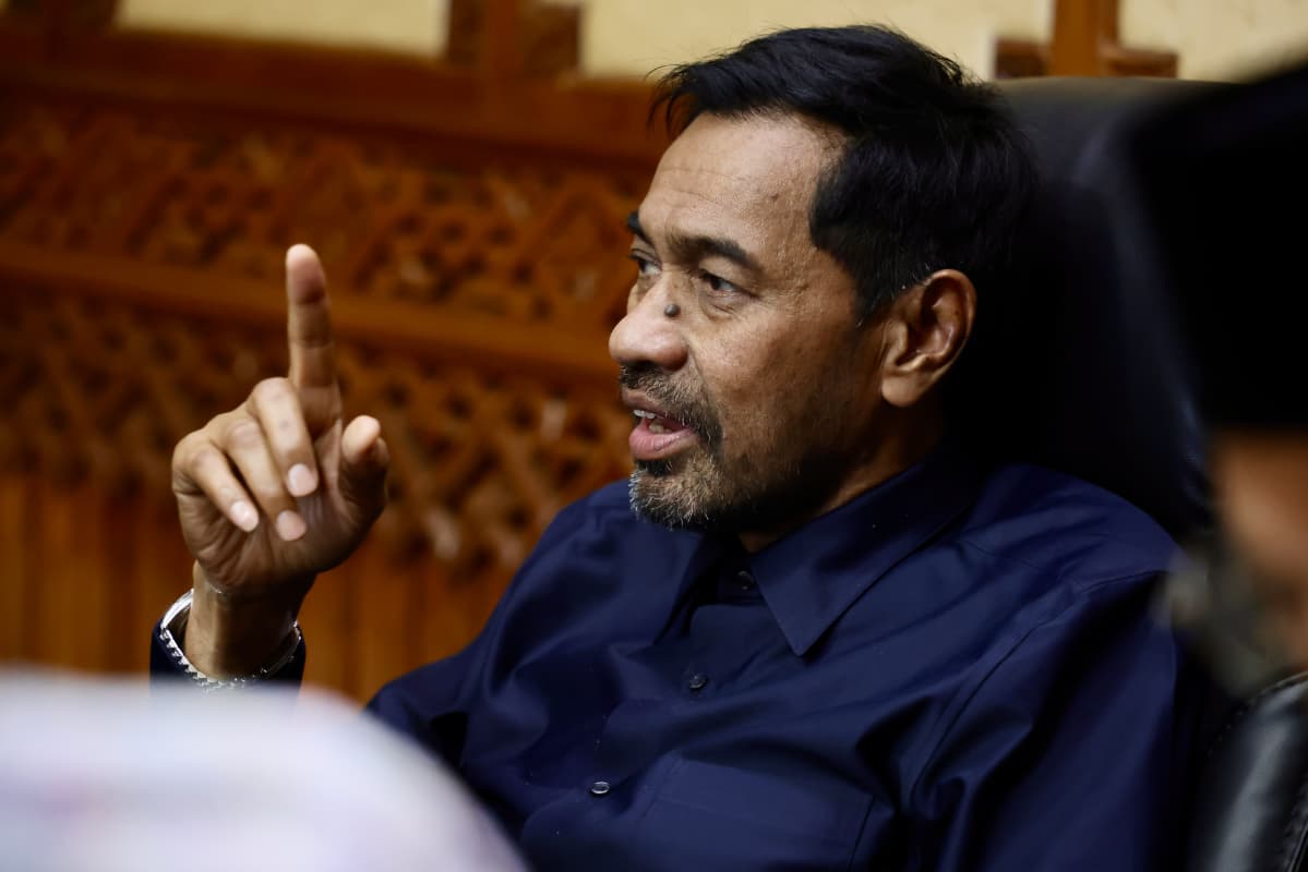 : Gubernur Aceh, Muzakir Manaf.