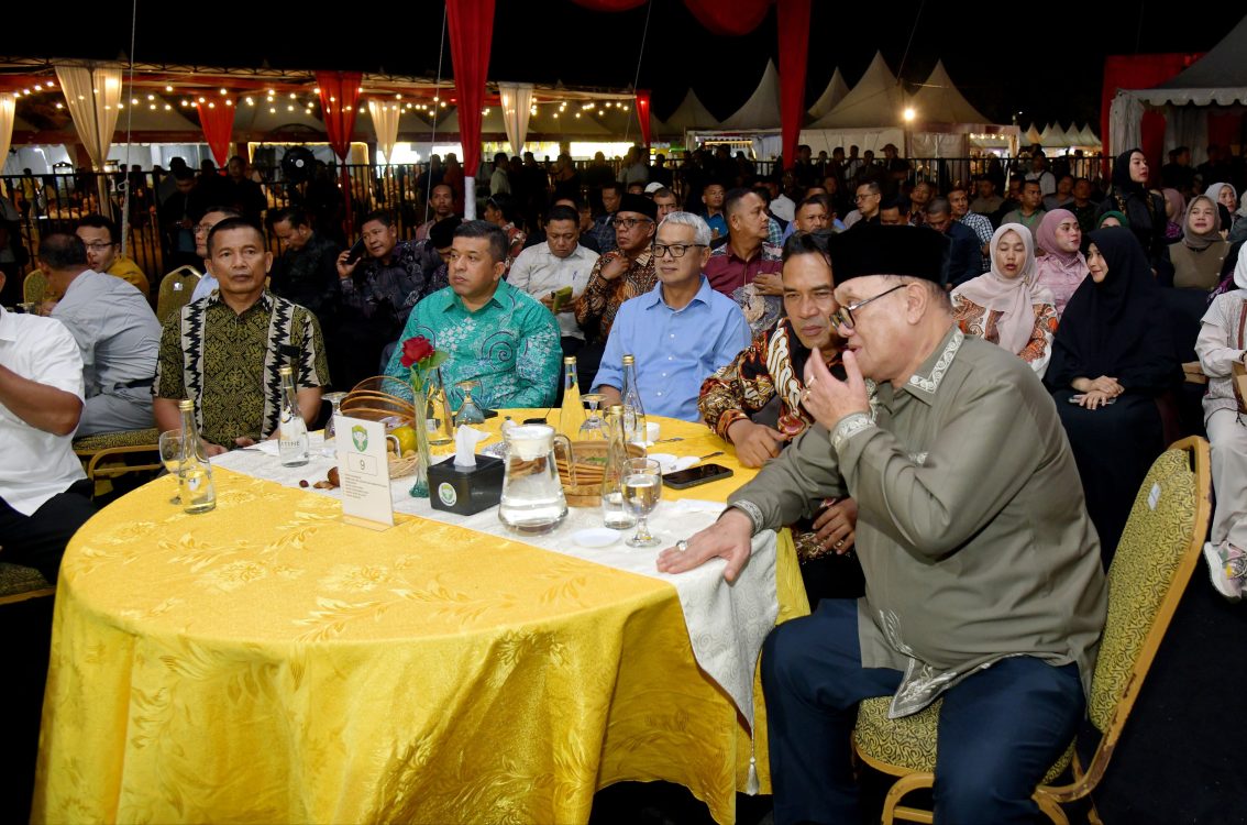 : Bupati Bener Meriah H. Tagore Abu Bakar bersama Wakil Bupati H. Armia