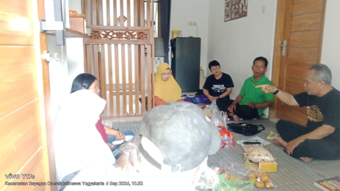 : Guna meningkatkan produktivitas dalam mendokumentasikan rekam jejak tokoh-tokoh lokal, sejumlah pegiat literasi di Sleman menimba ilmu teknik penulisan karya sastra biografi berbasis narasi fakta.