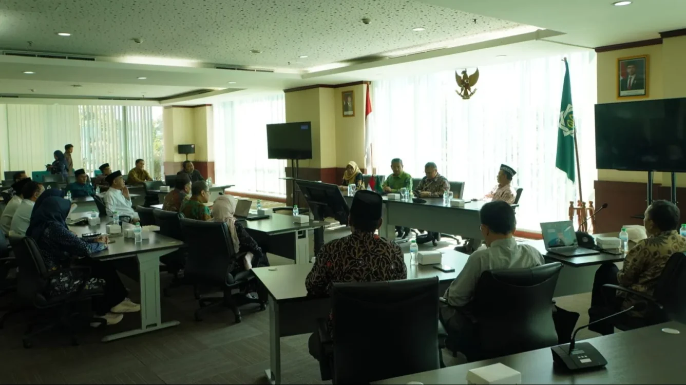 Bersama para Guru Besar, Kemenag Siapkan Pemulihan Akademik UINSA