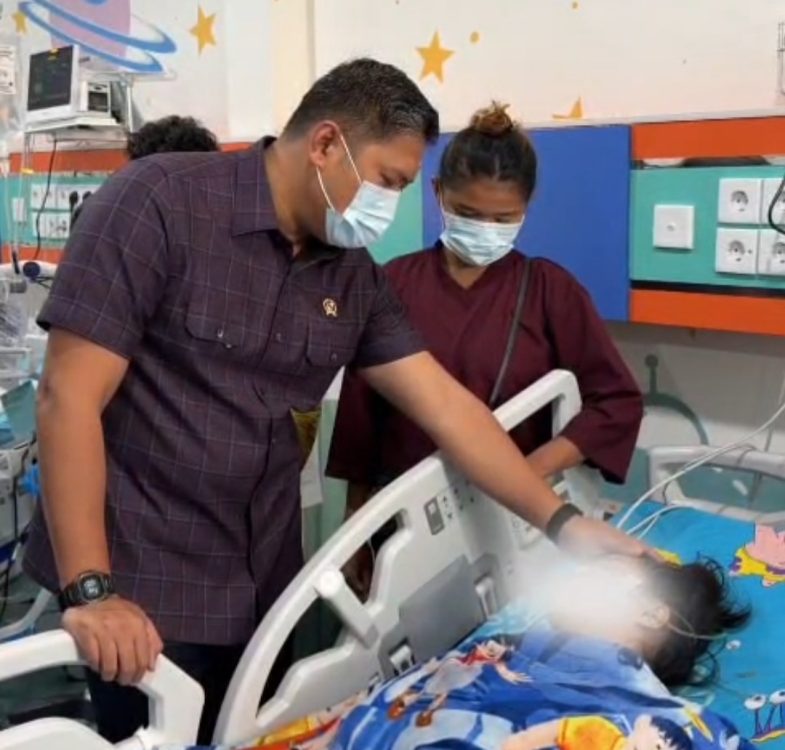 : Kepala Badan Gizi Nasional (BGN) Sudaryono atau Mas Dar mengungkap dugaan kelalaian dalam proses pengolahan bahan baku ikan yang berkaitan dengan insiden keamanan pangan Program Makan Bergizi Gratis (MBG) di Kabupaten Karo, Sumatera Utara. (Foto: Humas BGN)