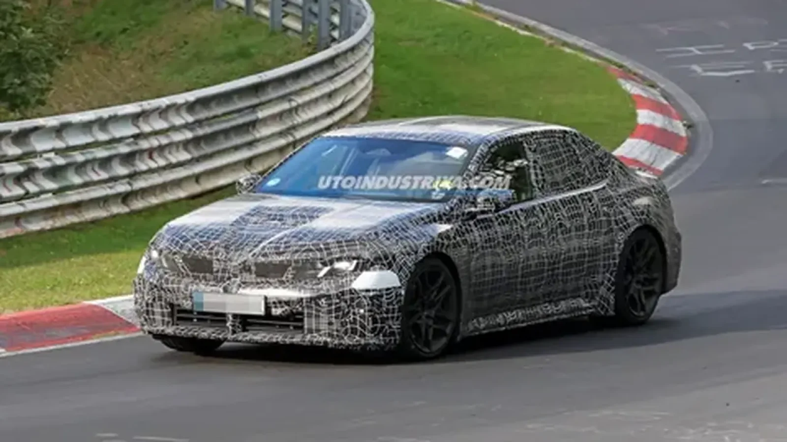 BMW M3 Listrik Diuji Ekstrem di Nürburgring, Xiaomi SU7 Ultra Terus Membuntuti