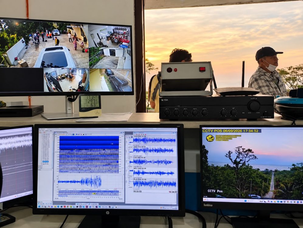 : Kondisi pantauan aktivitas Gunung Anak Krakatau di Pos Pantau Pasauran, Selasa (8/9/2026). (Dok: BNPB)