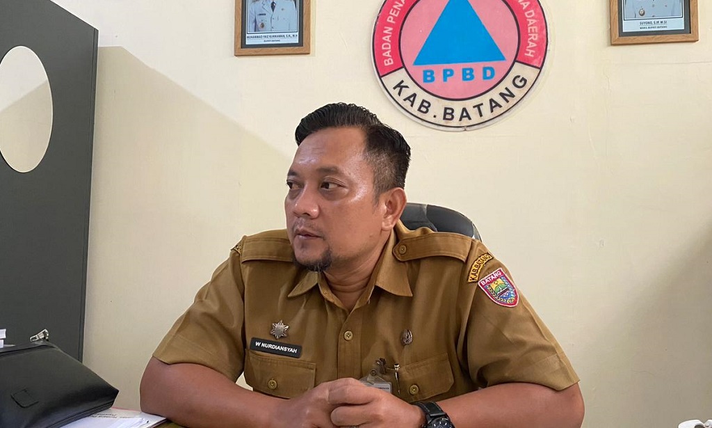 : Kepala Pelaksana BPBD Batang Wawan Nurdiansyah mengatakan, BPBD Siagakan Tim Lintas Sektor Tangani 23 Kejadian Karhutla.