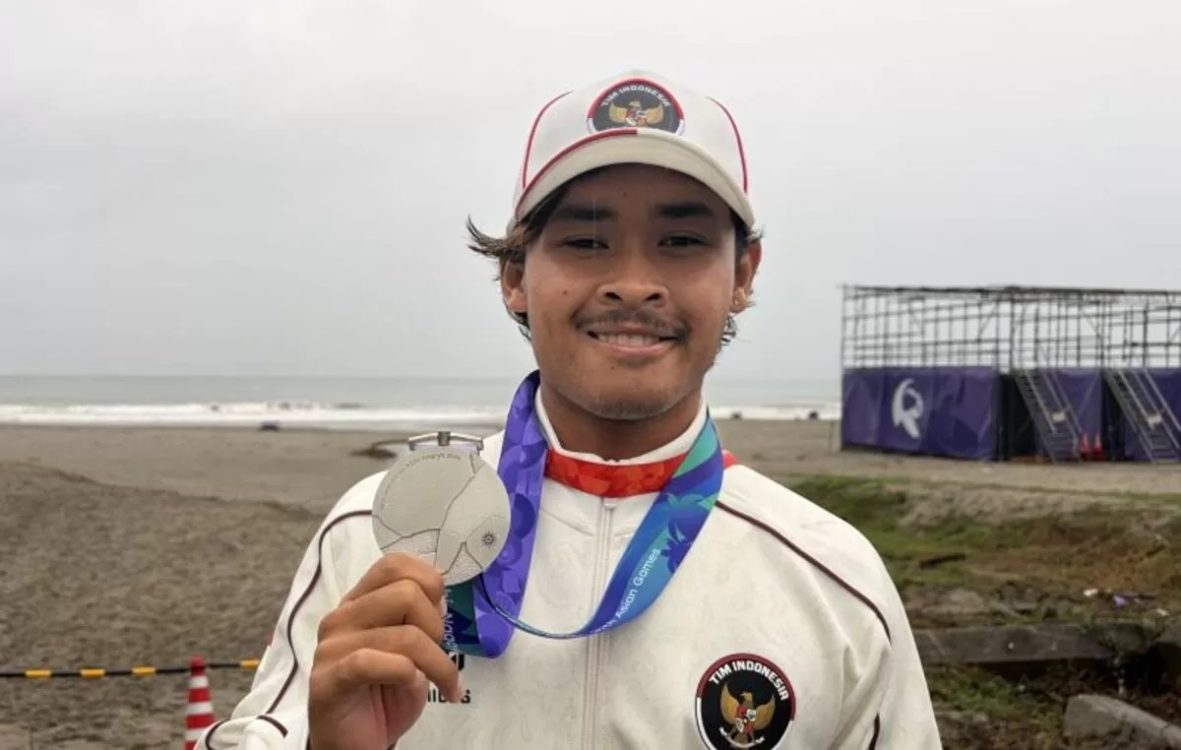 Cabor Peselancar I Made Pajar Ariyana Tambah Medali Perak Indonesia