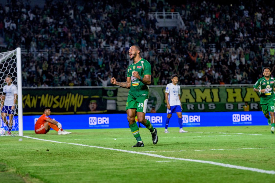Dari Cedera ke Gol Debut, Alex Martins Bawa Persebaya Menang