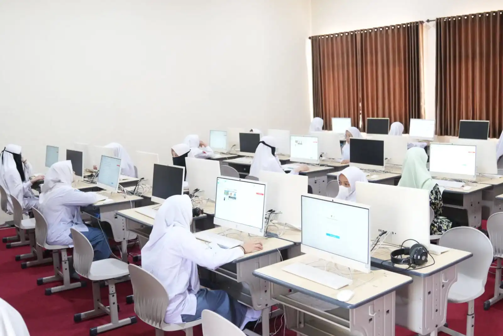 Dekatkan Akses, Kemenag Siapkan 4.301 Titik Lokasi CBT Olimpiade Madrasah Indonesia 2026
