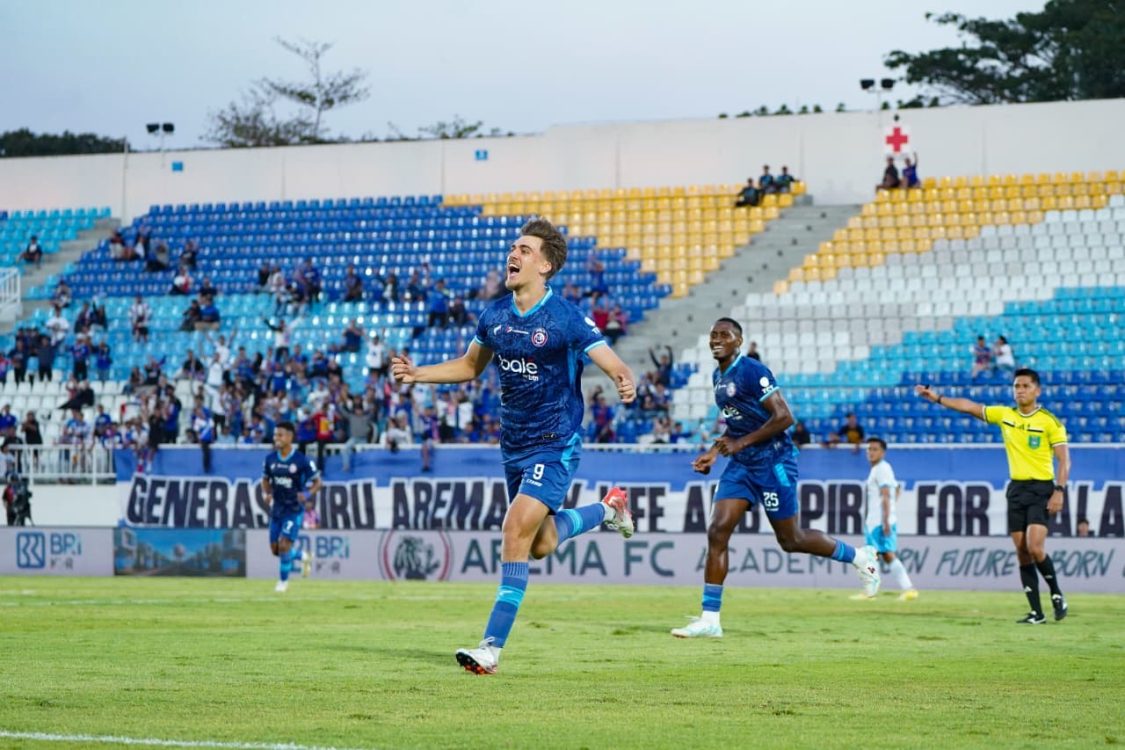 Gol Perdana Mauro Zijlstra Warnai Debut Manis Bersama Arema FC