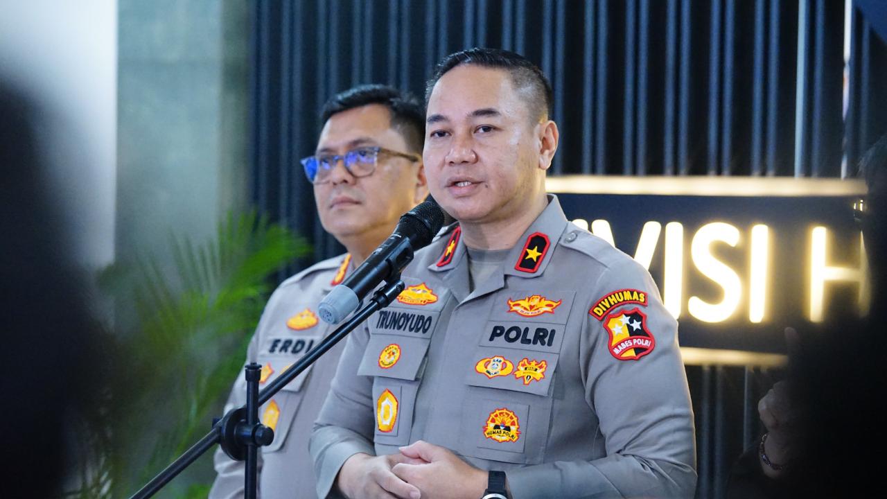 Gunung Sinabung Berstatus Siaga, 176 Personel Polri Dikerahkan untuk Layani dan Lindungi Masyarakat