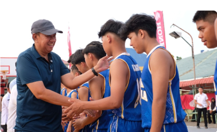 : Kompetisi basket pelajar tersebut dibuka secara resmi Wakil Bupati Kepulauan Meranti Muzamil Baharudin di Lapangan Basket Kartika, Jalan Pertis, Selatpanjang, Rabu (2/9/2026).