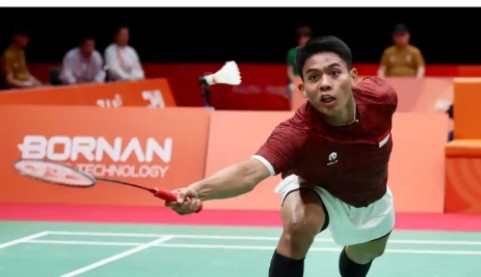 : Tim bulu tangkis putra Indonesia berhasil melaju ke semifinal Asian Games Aichi-Nagoya 2026 setelah mengalahkan Malaysia 3-2 pada babak perempat final di Ichinomiya, Selasa (22/9/2026). Kemenangan Indonesia ditentukan tunggal putra muda Moh Zaki Ubaidillah pada partai kelima atau penentu. (Dok: PBSI)