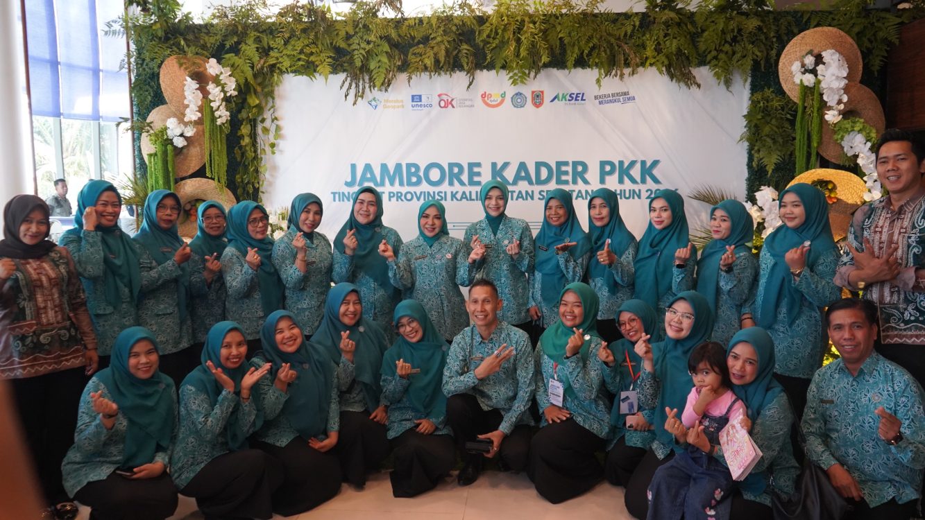 : Foto bersama usai pembukaan Jambore Kader PKK Tingkat Provinsi Kalimantan Selatan Tahun 2026 di Novotel Hotel Banjarbaru, Selasa (15/9/2026).- Foto: mc.Balangan