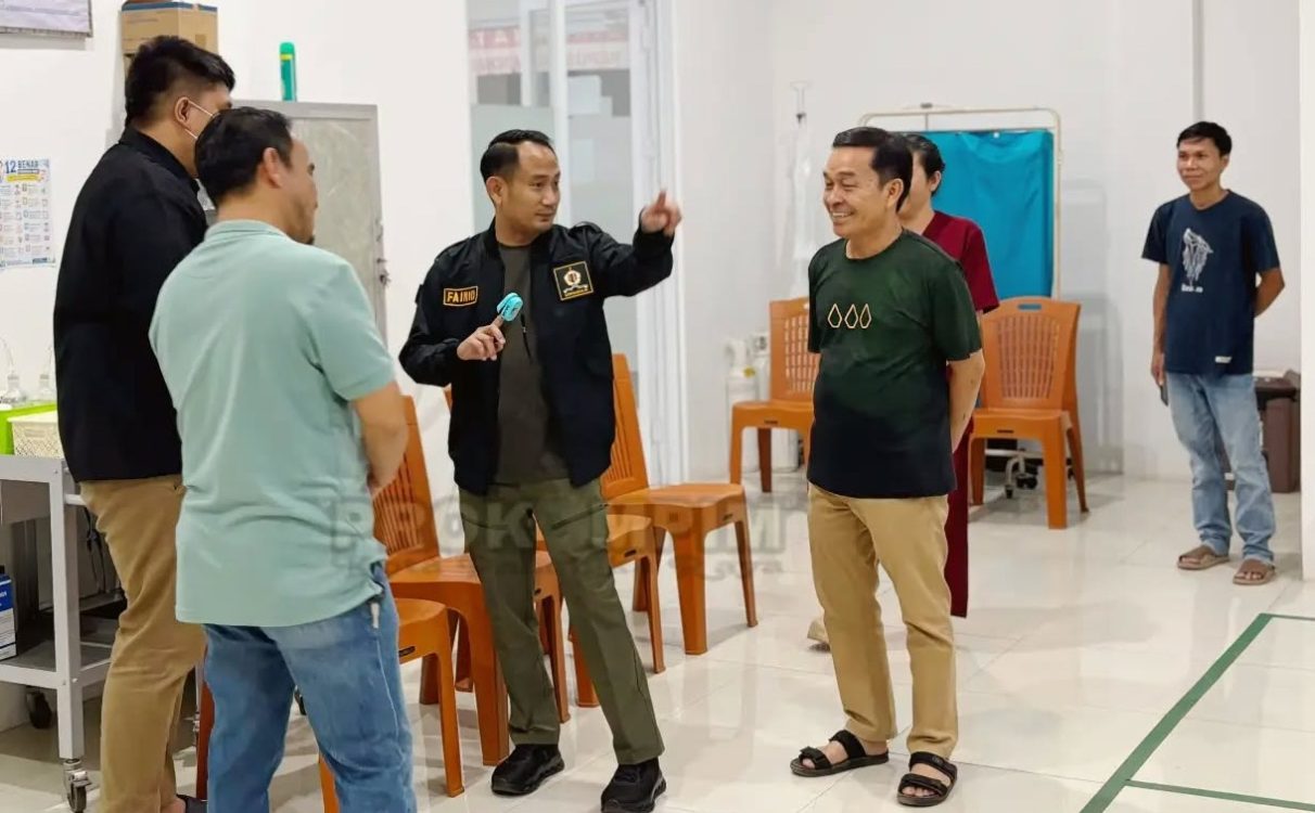 : Wali kota Palangka Raya, Fairid Naparin pstikan Faskes di Palangka Raya Siap Tangani Gangguan Kesehatan Akibat Karhutla. - Foto: Mc.Palangka Raya