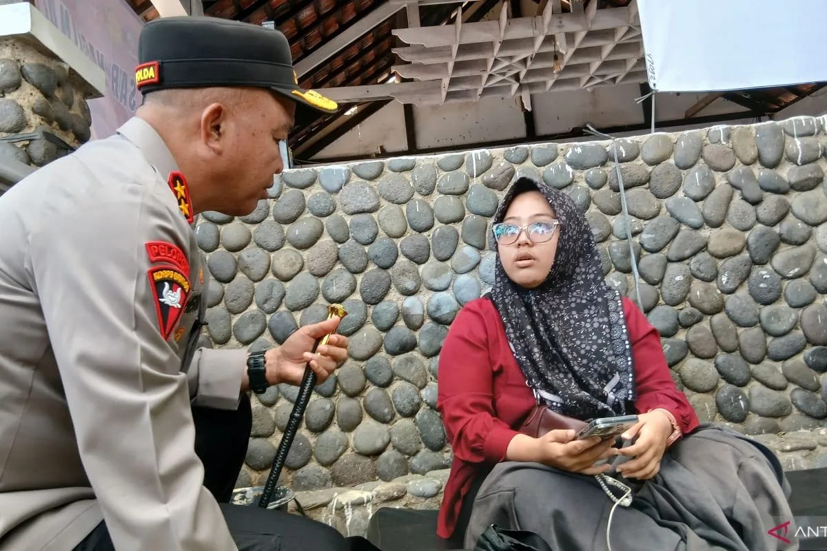Kapolda Banten Beri Dukungan kepada Istri Pewarta ANTARA yang Hilang di Selat Sunda