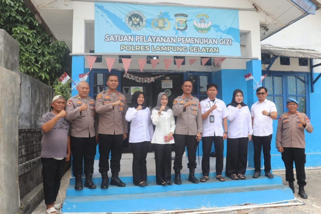 Kapolres Lampung Selatan Cek SPPG Polri di Kalianda dan Candipuro, Pastikan Program Berjalan Sesuai Ketentuan