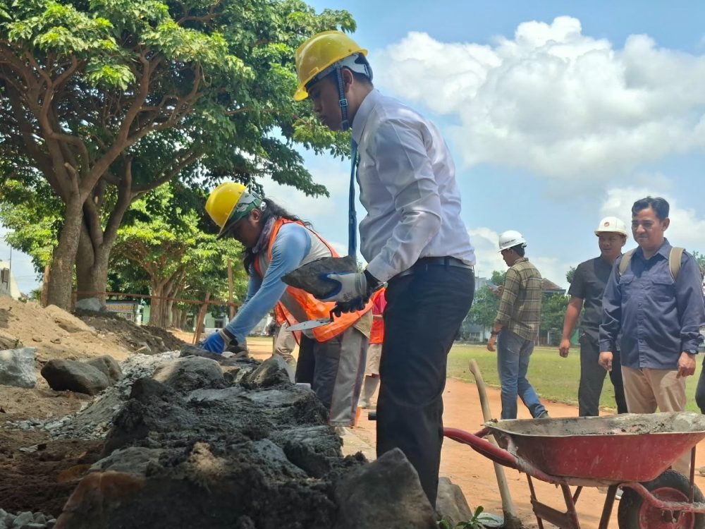 : Pemkot Blitar Monitoring Program Karya Mas di Sejumlah Kelurahan Blitar. -Foto: Mc.Jatim