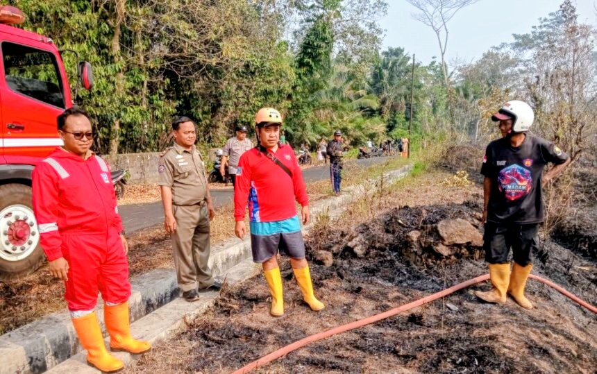 : Lahan perkebunan salak seluas kurang lebih 8.000 meter persegi berstatus Tanah Kas Desa (TKD) di Padukuhan Dermo, Kalurahan Merdikorejo, Tempel, Sleman, dilanda musibah kebakaran pada Senin (28/9/2026) siang.