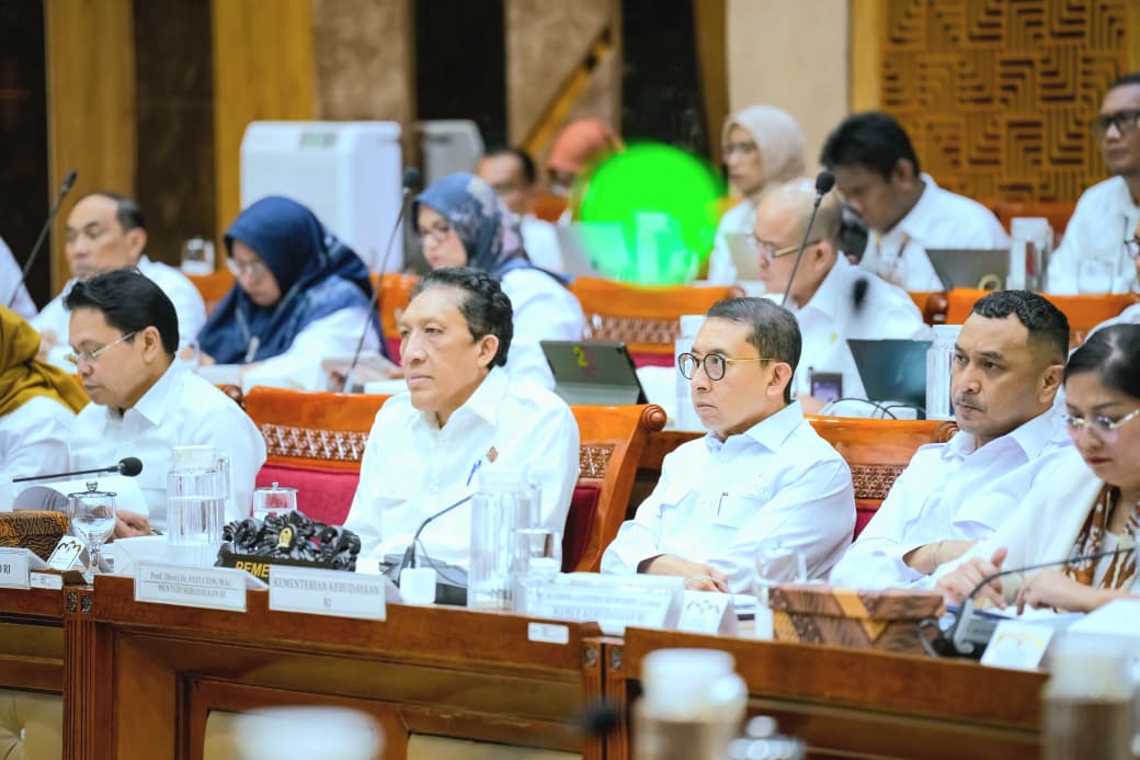 : Rapat Kerja Kementerian Kebudayaan bersama Komisi X DPR RI di Gedung Parlemen (Foto: Dok Kementerian Kebudayaan)