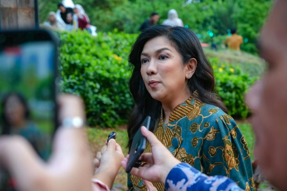 : Direktur Jenderal Komunikasi Publik dan Media Komdigi Fifi Aleyda Yahya mengatakan pernyataan tersebut berkaitan dengan pentingnya menghormati hak privasi seseorang ketika berada di ruang publik, terutama ketika seseorang direkam tanpa izin dan hasil rekaman tersebut kemudian dipublikasikan sebagai konten. (Foto: Agus Siswanto/InfoPublik)