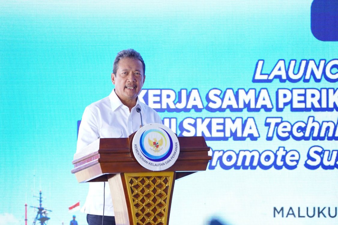 : Menteri Kelautan dan Perikanan, Sakti Wahyu Trenggono menyatakan pihaknya mulai mengimplementasikan kerja sama Indonesia dengan Republik Rakyat Tiongkok (RRT) melalui skema Technical Cooperation Guidelines (TCG). Kerja sama tersebut diarahkan untuk meningkatkan produksi perikanan tangkap dalam negeri sekaligus mendorong modernisasi armada perikanan dan aktivitas ekonomi di wilayah pesisir. (Dok. KKP)