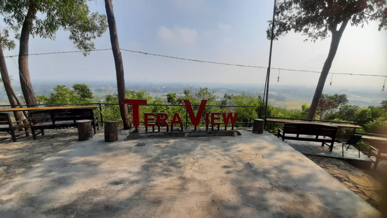 : Memiliki nilai sejarah tinggi dan menyimpan jejak pemetaan geologi era 1800-an, keberadaan Tugu T695 di perbukitan Balecatur, Sleman, kini dijaga kelestariannya oleh warga setempat dan diusulkan menjadi objek cagar budaya.