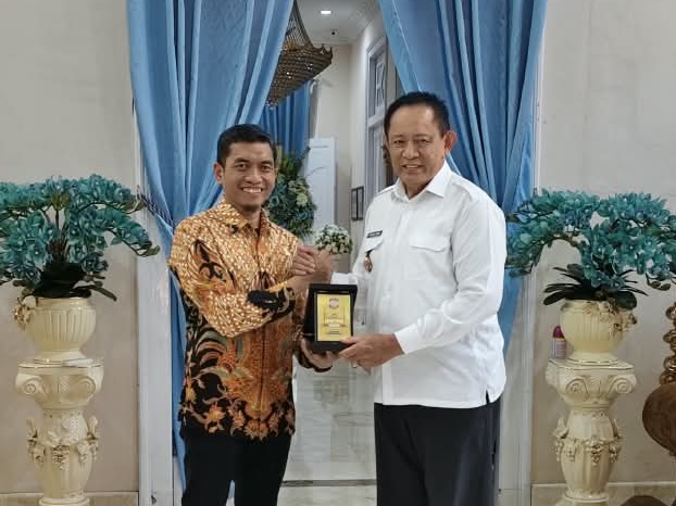 : Gubernur Gusnar menerima audiensi dari GM PT. PLN (Persero) Unit Induk Pembangunan Sulawesi I Gusti Made Aditya San Andinatha dan jajaran direksi bertempat di Rumah Jabatan, Rabu (2/9/2026).