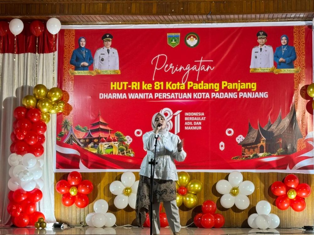 : Meriahkan HUT RI, DWP Padang Panjang Gelar Lomba Solo Song dan Merias Wajah. (foto: MC Padang Panjang)