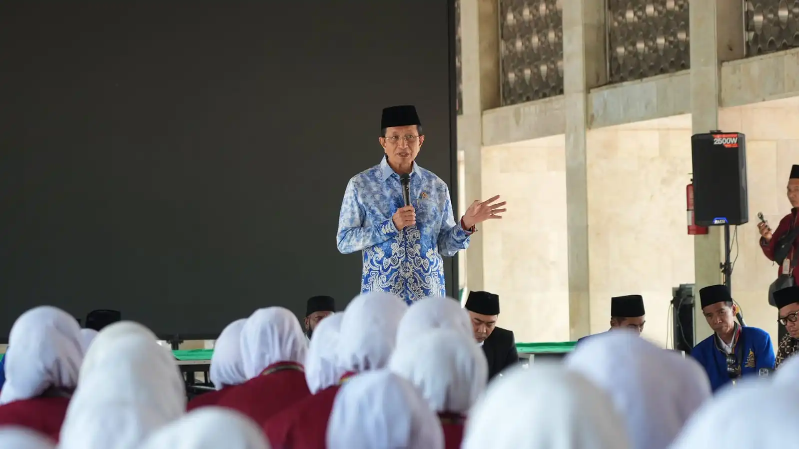 Menag Ajak Santri Manfaatkan Peluang Pendidikan Global di Istiqlal, Bisa ke Arab dan Amerika