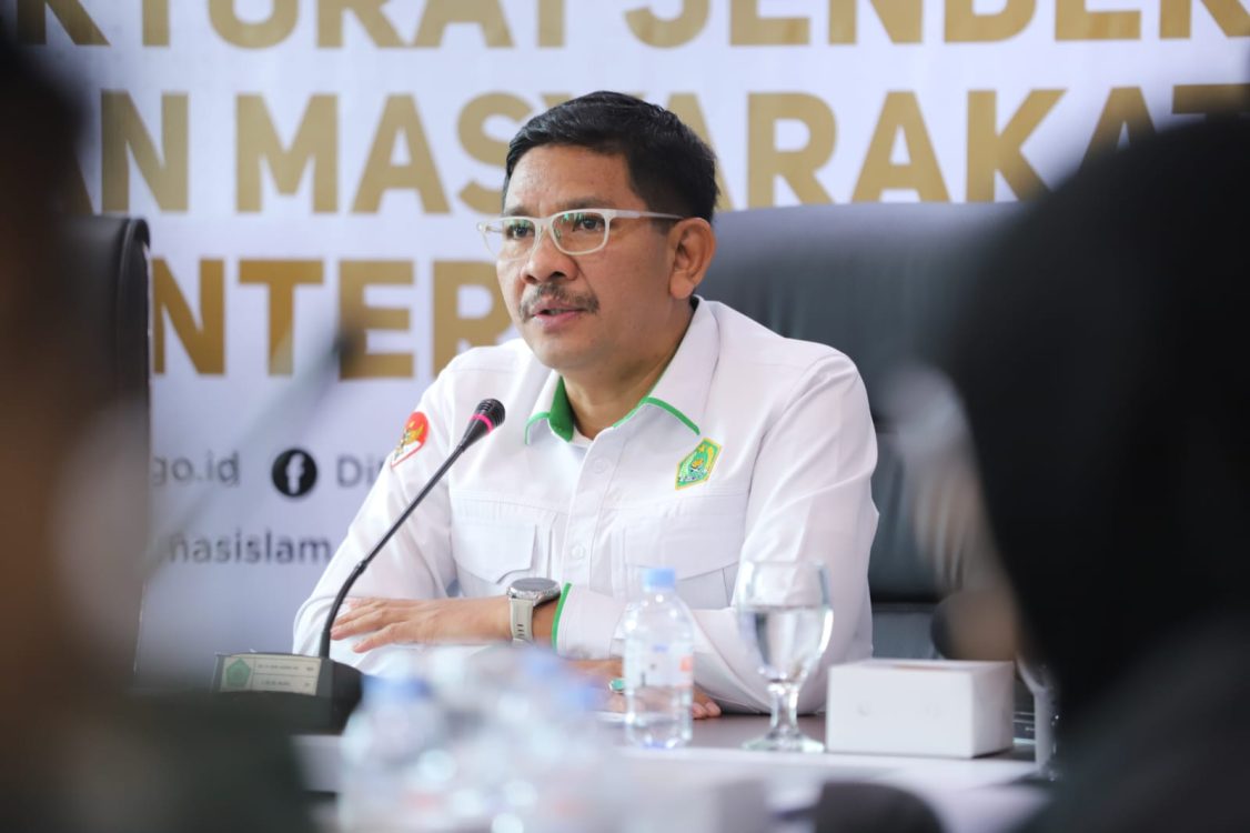 : MTQ Nasional XXXI Tahun 2026 di Semarang menghadirkan sejumlah pembaruan, mulai dari penguatan kode etik dan objektivitas Dewan Hakim hingga perluasan partisipasi penyandang disabilitas. Sebanyak 2.242 peserta mengikuti delapan cabang, 24 golongan, dan 48 kategori perlombaan. (Foto: Humas Kemenag)