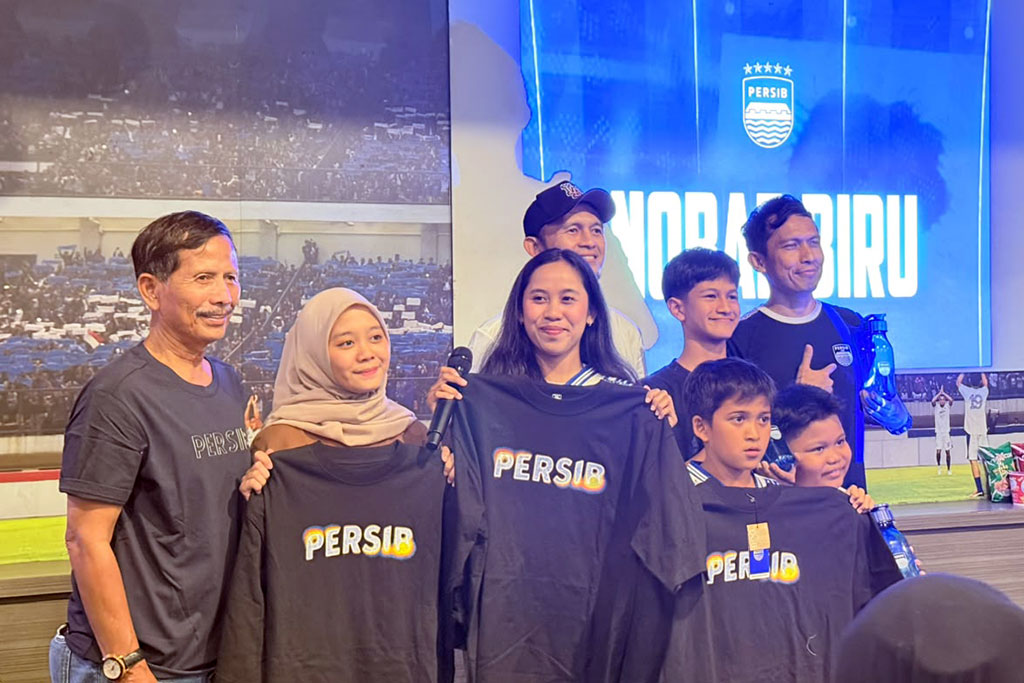 Nobar Biru Di Graha Meriah Dan Banyak Hadiah