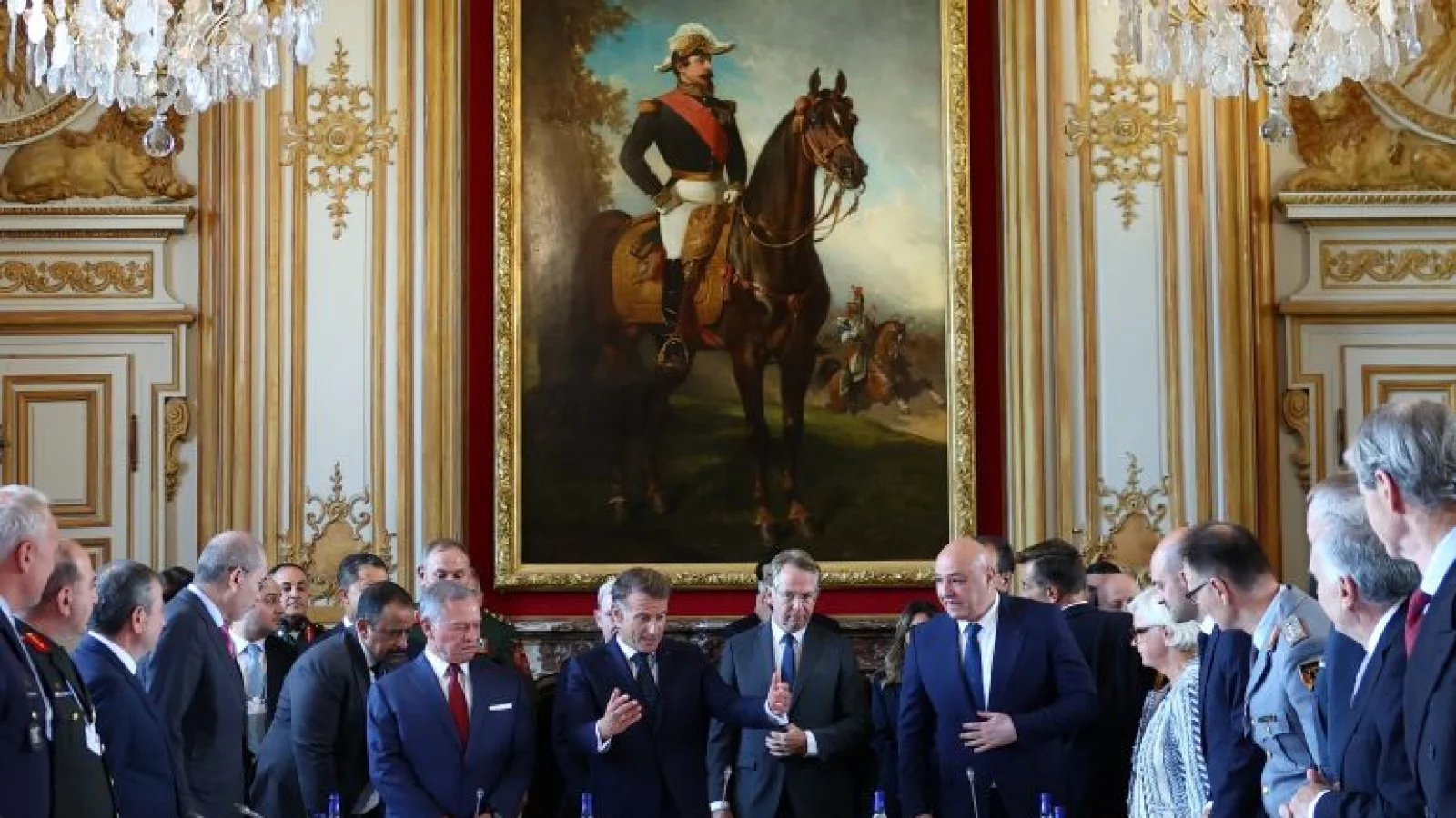 Paris Galang Dukungan bagi Militer Lebanon, Macron-Aoun Bahas Kedaulatan dan Serangan Israel