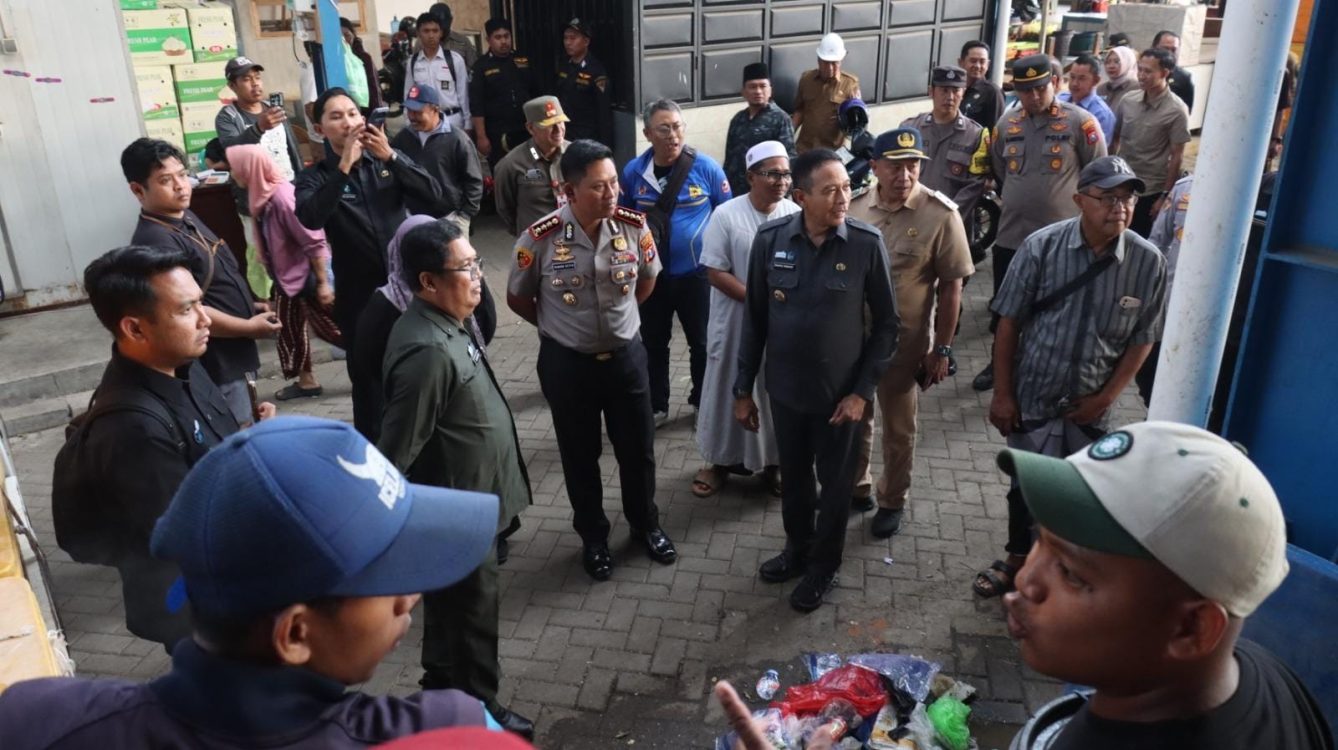 Pastikan Keamanan, Polresta Malang Kota Kawal Penataan Pasar Induk Gadang