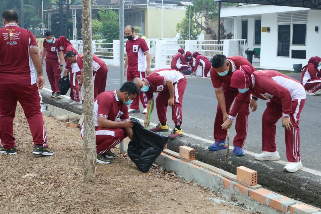 Peduli Lingkungan, Polda Sumsel Gelar Gerakan Asri di Palembang