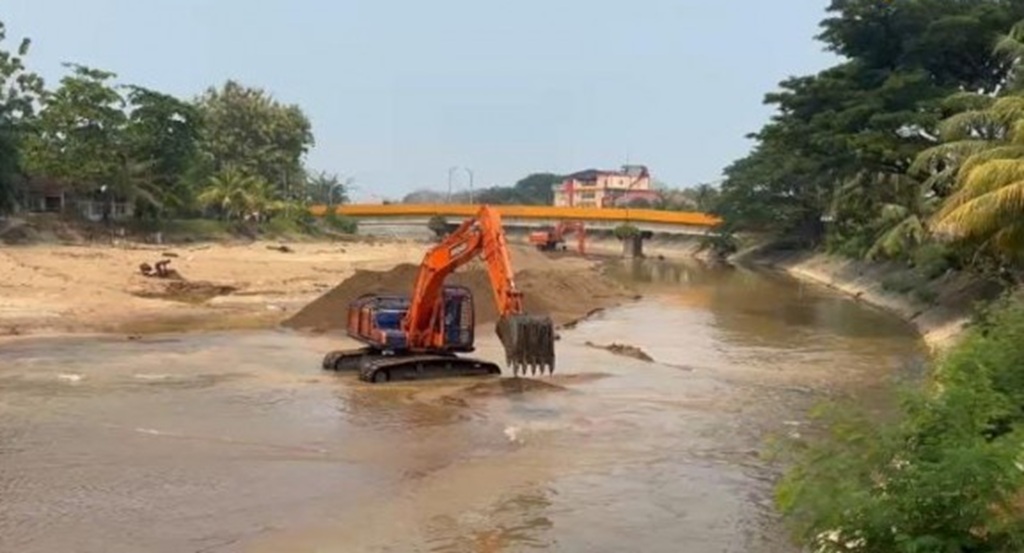 : Kementerian Pekerjaan Umum (PU) mempercepat pembangunan kembali berbagai fasilitas yang bersentuhan langsung dengan kebutuhan masyarakat di Aceh, Sumatra Utara, dan Sumatra Barat. (Foto: Humas KemenPU)