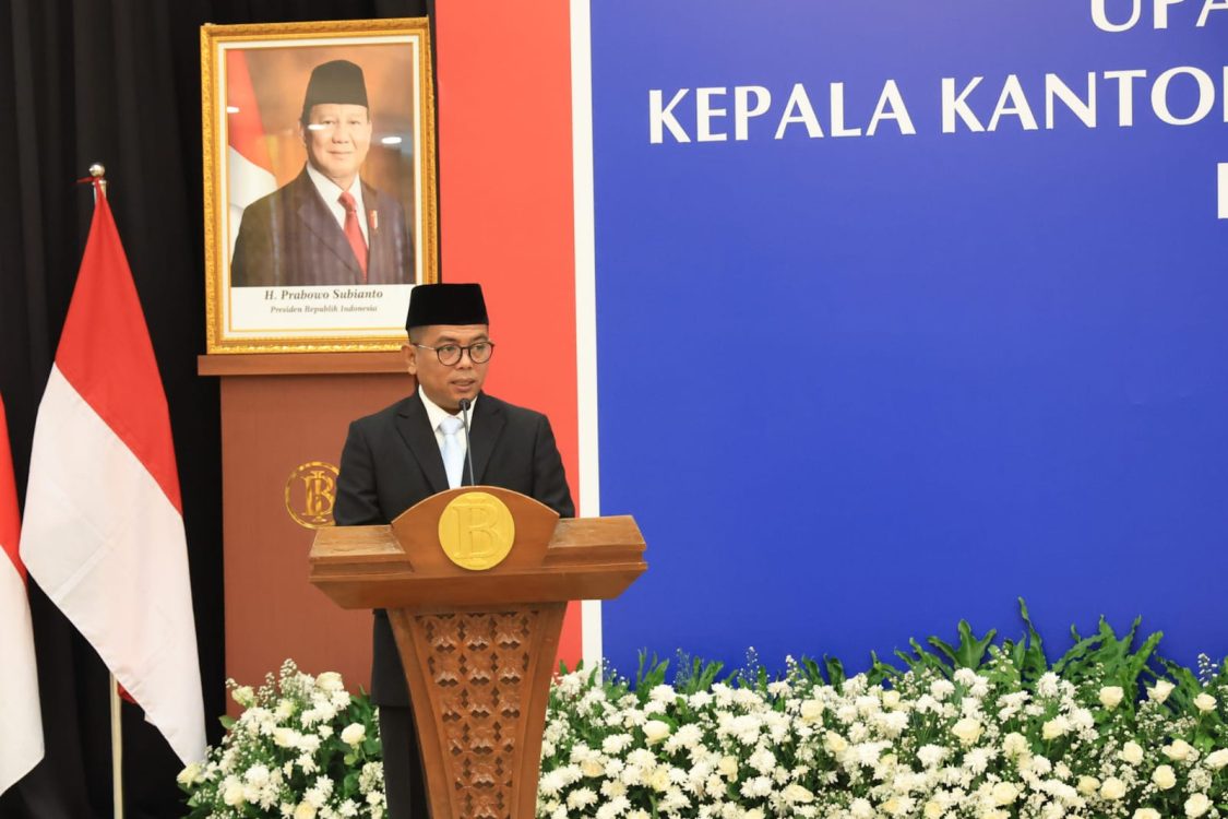 : Gubernur Banten Andra Soni saat menghadiri pengukuhan Kepala Perwakilan Bank Indonesia (BI) Provinsi Banten di Kantor Perwakilan BI Banten, Pabuaran, Kabupaten Serang, Jumat (4/9/2026)/ (Biro Adpimpro Banten).