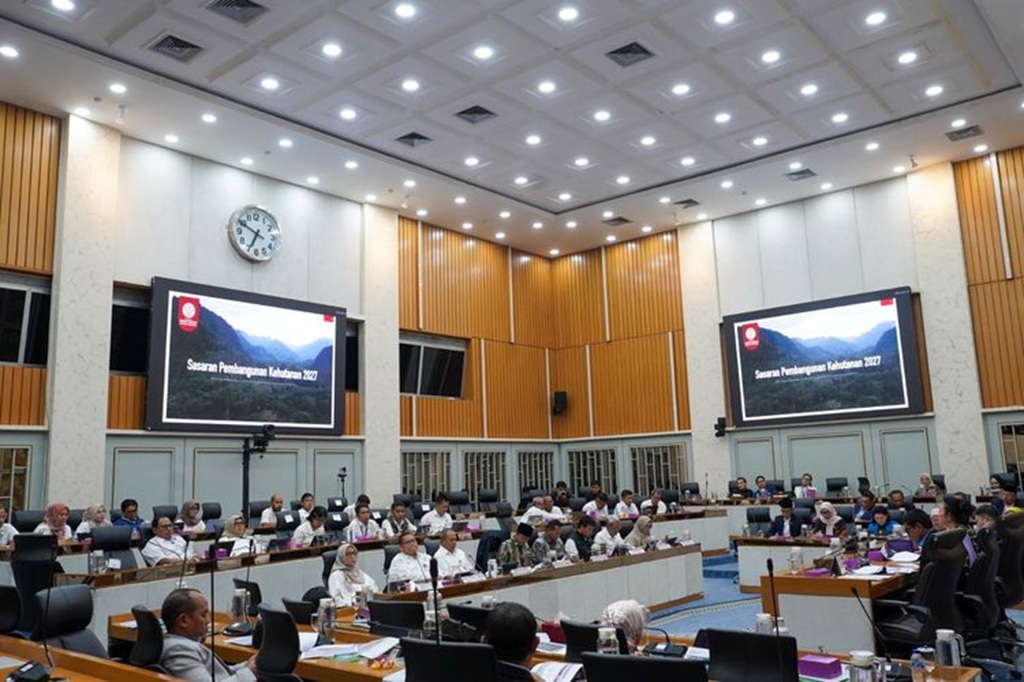 : Komisi IV DPR RI menyetujui usulan Anggaran Belanja Tambahan Kementerian Kehutanan Tahun Anggaran 2027 sebesar Rp4,688 triliun. (Foto: Humas Kemenhut)