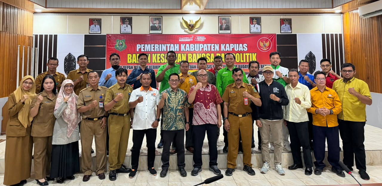 : Kepala Bakesbangpol Kabupaten Kapuas, Yunabut dalam Sosialisasi Perpajakan dan Administrasi Bantuan Keuangan Partai Politik yang berlangsung di Aula Kantor Bakesbangpol Kabupaten Kapuas, Jalan Pemuda KM 3,5 Kuala Kapuas, Selasa (15/9/2026).- Foto: Mc.Kapuas