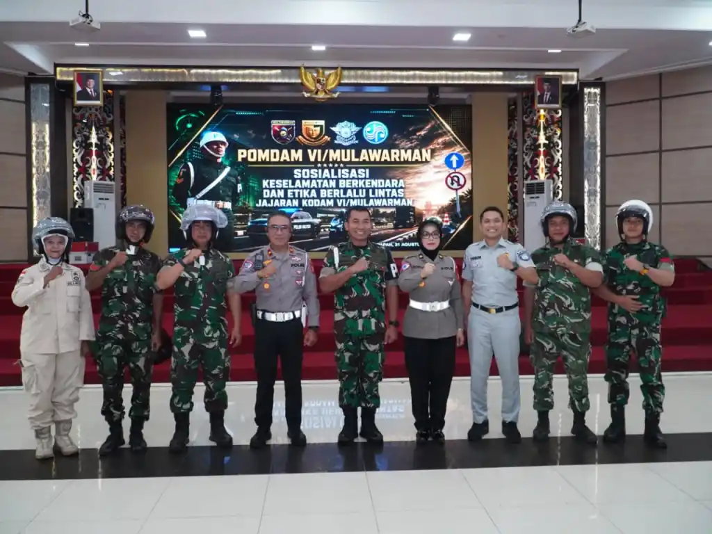 Perkuat Sinergi TNI-Polri, Ditlantas Polda Kaltim Beri Edukasi Keselamatan kepada Jajaran Kodam VI
