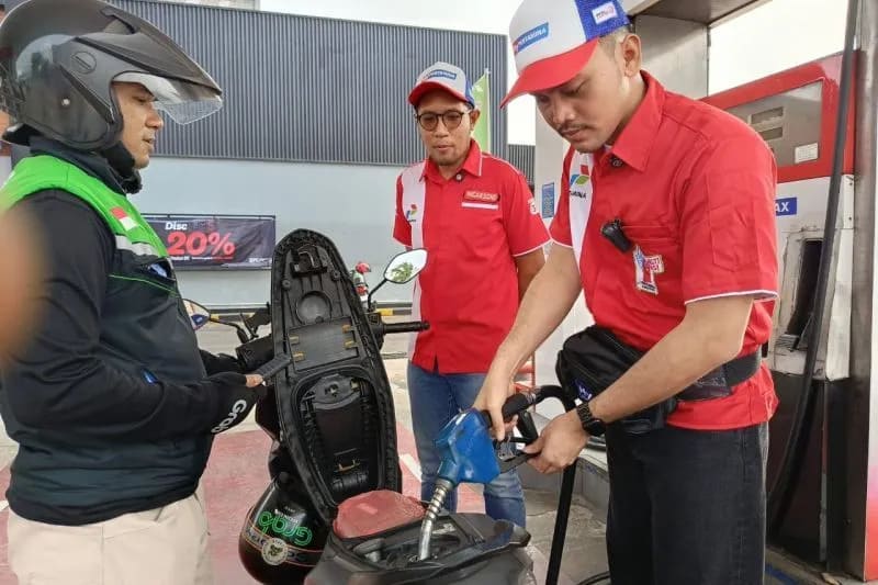 : Ilustrasi-Pertamina Patra Niaga Regional Sumbagsel memblokir barcode (QR) pembelian bahan bakar minyak (BBM) bersubsidi 1.274 unit kendaraan di Provinsi Kepulauan Bangka Belitung. (ANTARA/Aprionis)