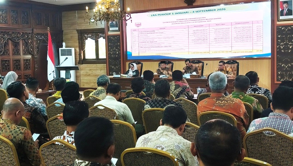 : Pemkab Batang menggelar Rapat Koordinasi Pengendalian Operasional Pembangunan (RAKORPOK) Triwulan II Tahun 2026 di Aula Bupati Batang, Kabupaten Batang.