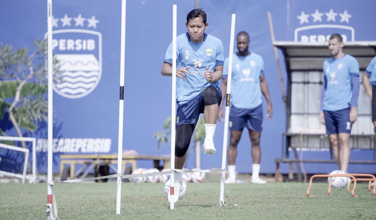 Pesan Adam Alis Untuk Bobotoh Terkat Erupsi Gunung Anak Krakatau