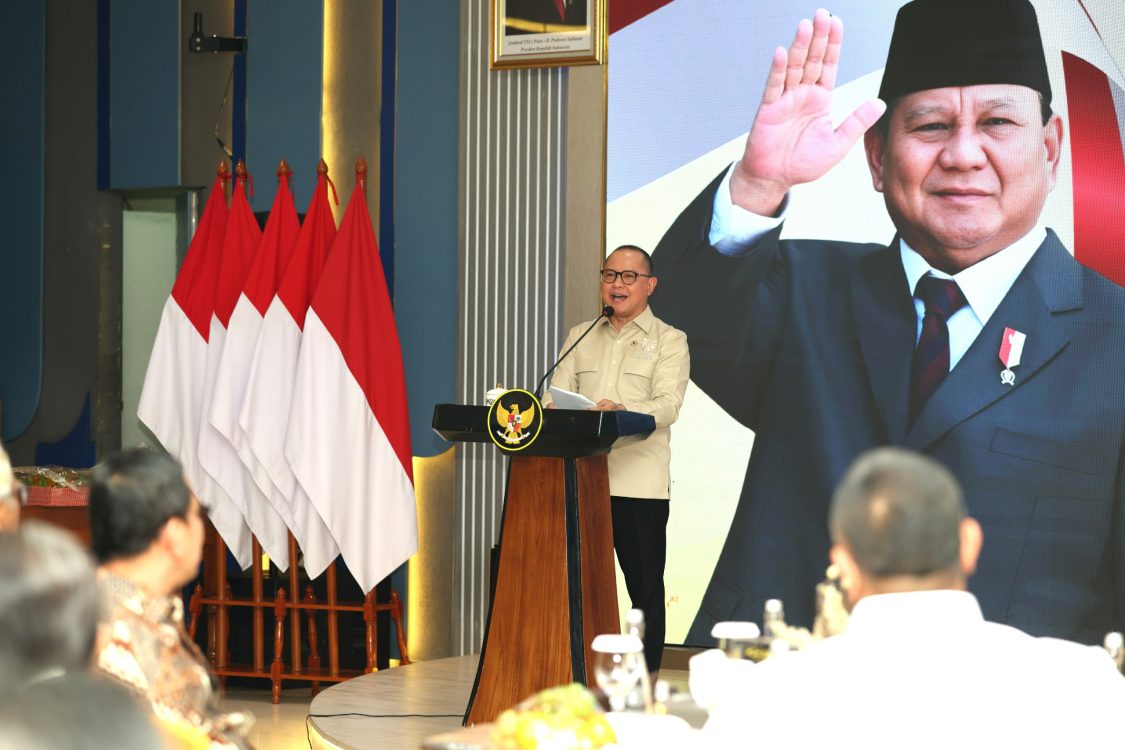 : Menteri P2MI, Mukhtarudin saat memberikan sambutan dalam rangka memasuki satu tahun kepemimpinannya di KP2MI, Jakarta. Humas KP2MI