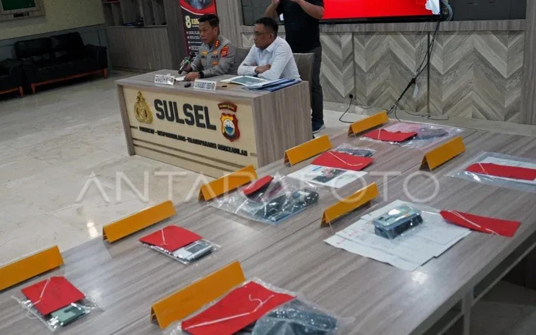 Polda Sulsel Bongkar 11 Modus Penipuan Online, 22 Orang Jadi Tersangka