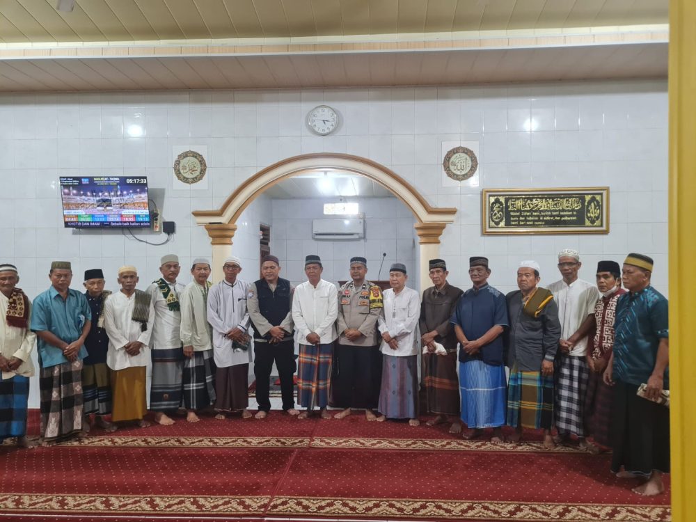 Polda Sumsel Edukasi Cegah Karhutla Lewat Subuh Keliling di Muara Enim