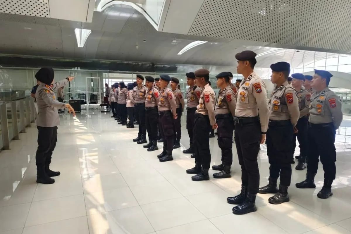 Polda Sumut Siagakan 108 Personel di Bandara Kualanamu, Layani Penumpang Terdampak Erupsi Krakatau